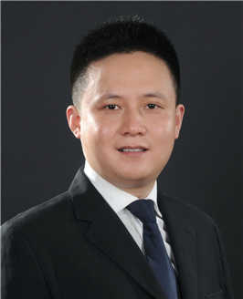 王群 律师