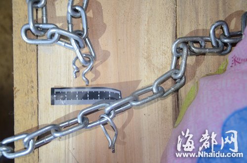捆锁人质的铁链